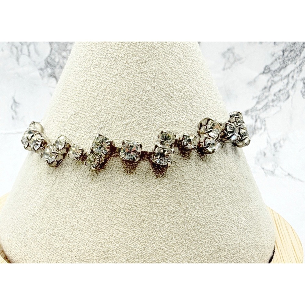 Vintage Colorless Glass Zigzag Bracelet Silver Tone 7" Fold Over Clasp
